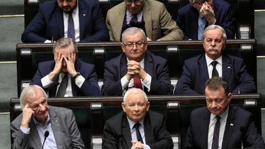 pis chce tajnego posiedzenia sejmu ws. marszałka czarzastego