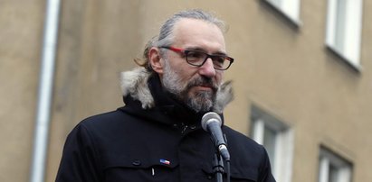 Pieniądze KOD-u trafiały na prywatne konto. Kijowski się tłumaczy