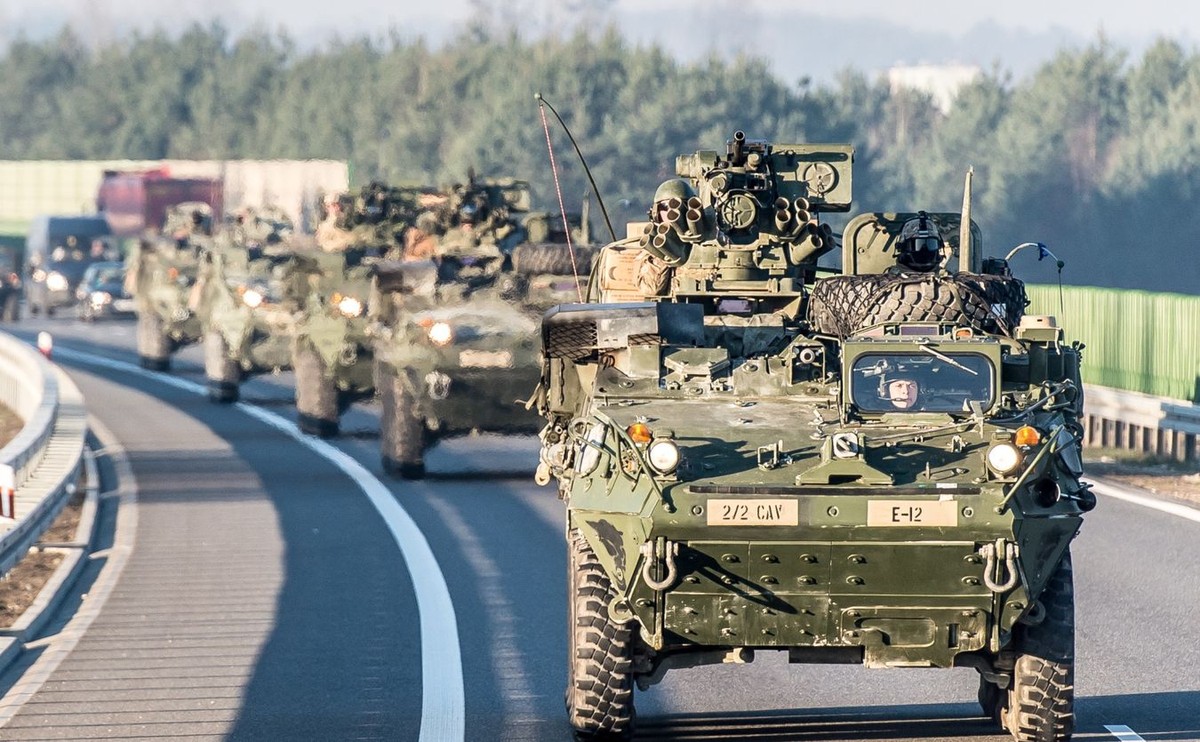 Kolumna NATO w okolicach Sieradza