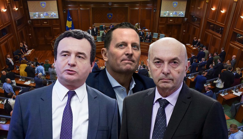 Kurti, Grenel i Mustafa