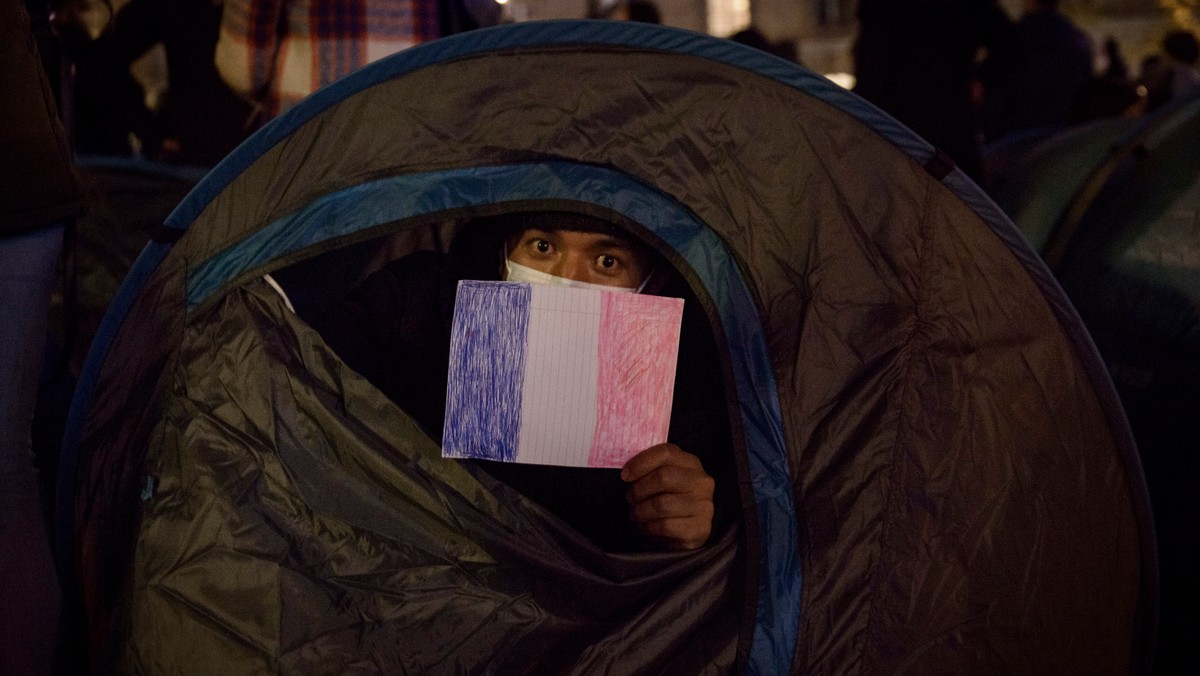 Francja: Zlikwidowano obozowisko migrantów w centrum Paryża