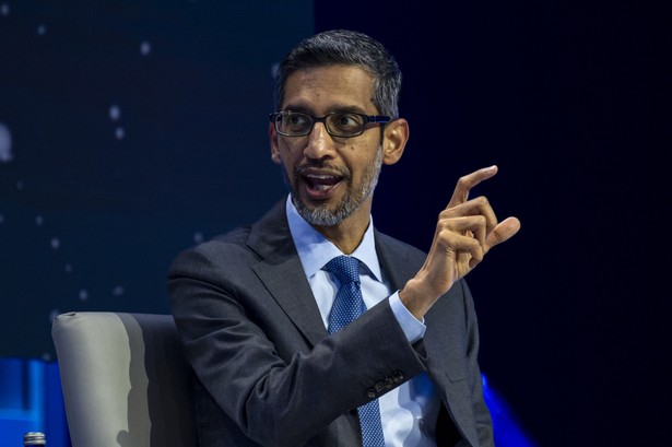 Sundar Pichai, szef Google, określił Gemini jako "najbardziej efektywny i inteligentny model kiedykolwiek zbudowany przez Google."