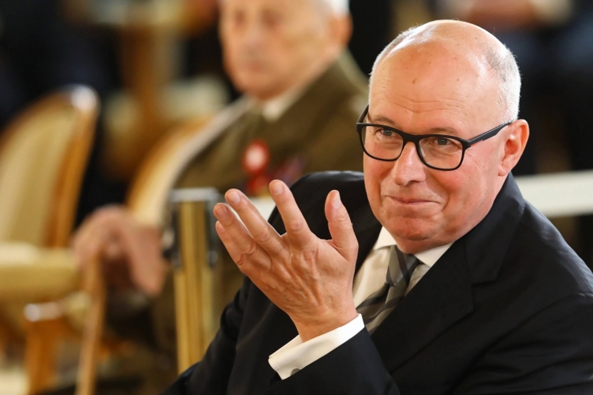 Czesław Bielecki - architekt, publicysta, były polityk. Autor książki „ArchiKod”