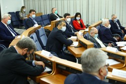 Burza w Senacie. Marszałek Grodzki kontra polityk PiS. "Robi pan awanturę w szklance wody"