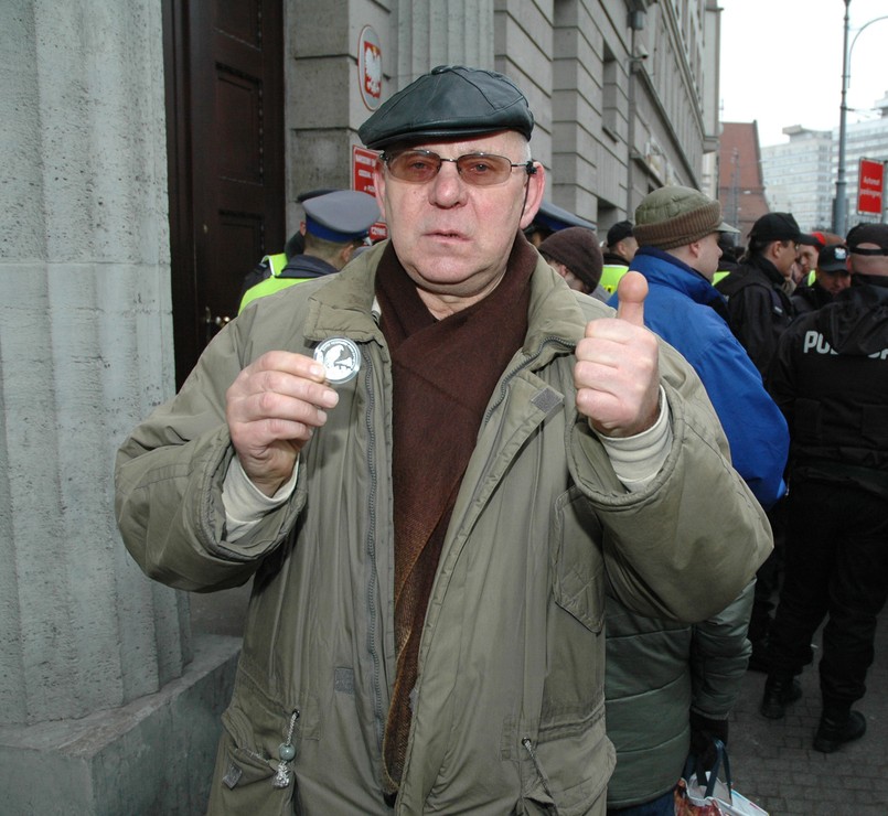 Polacy biją się o 20 zł