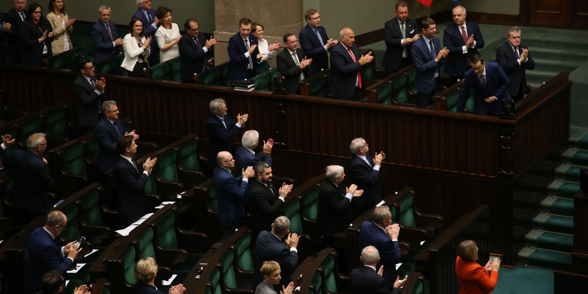 Na zdjęciu: Sejm podczas nocnego posiedzenia w czwartek 4 czerwca 2020