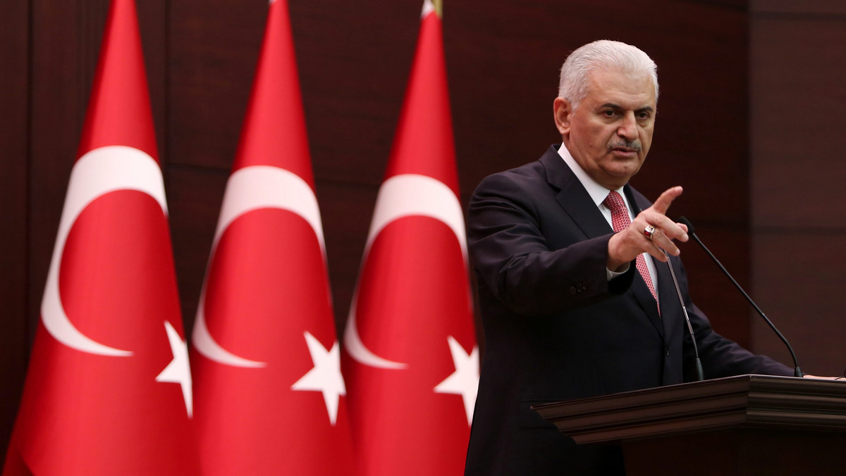 Turcja jest gotowa, "jeśli jest to konieczne", wypłacić Rosji odszkodowanie za zestrzelenie rosyjskiego bombowca w listopadzie 2015 roku na granicy z Syrią - oświadczył turecki premier Binali Yildirim, cytowany dzisiaj przez AFP.