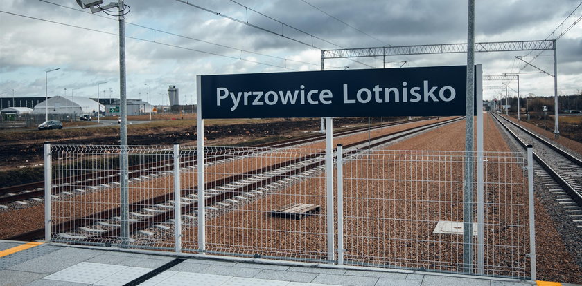 Ruszają pierwsze połączenia kolejowe na lotnisko w Katowicach Pyrzowicach