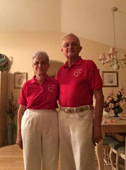 Ez a házaspár 52 éve minden nap összeöltözik, meglepő, hogy miért teszik