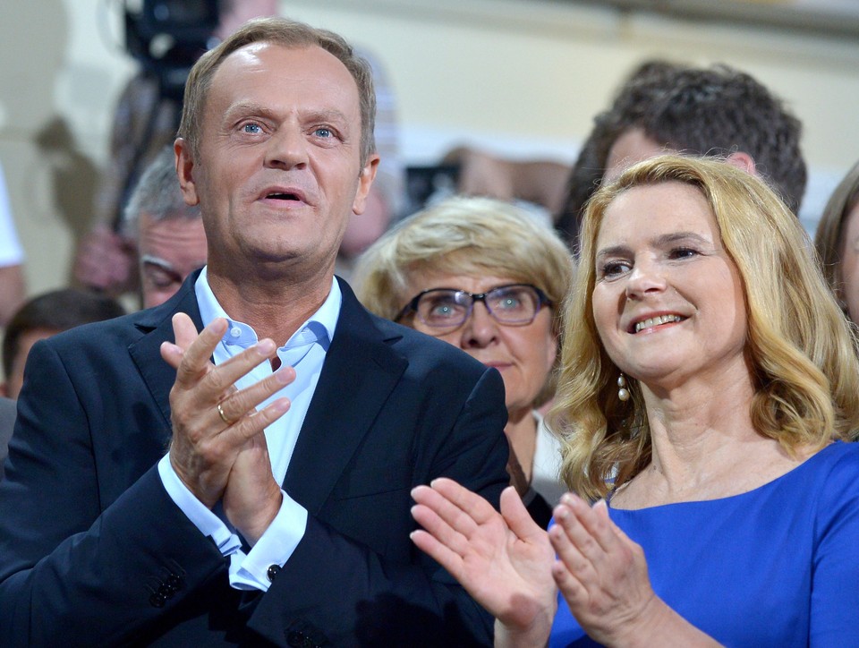 Premier Donald Tusk z żoną Małgorzatą  w sztabie wyborczym PO