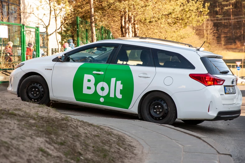 Samochód Bolt