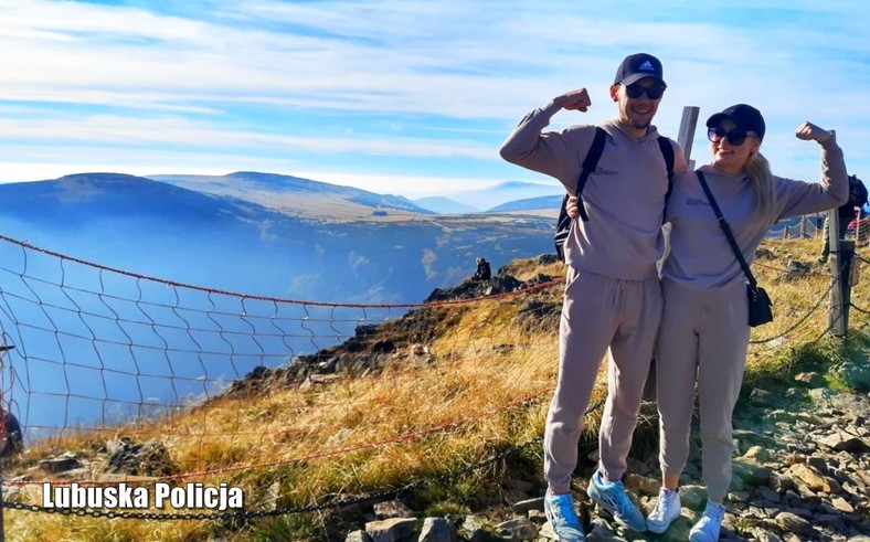 Policjant na urlopie pomógł ofierze wypadku na Śnieżce w Karkonoszach