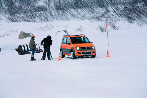 Porównanie ośmiu aut z napędem 4x4. Sprawdziliśmy kto jest lepszy na śniegu?