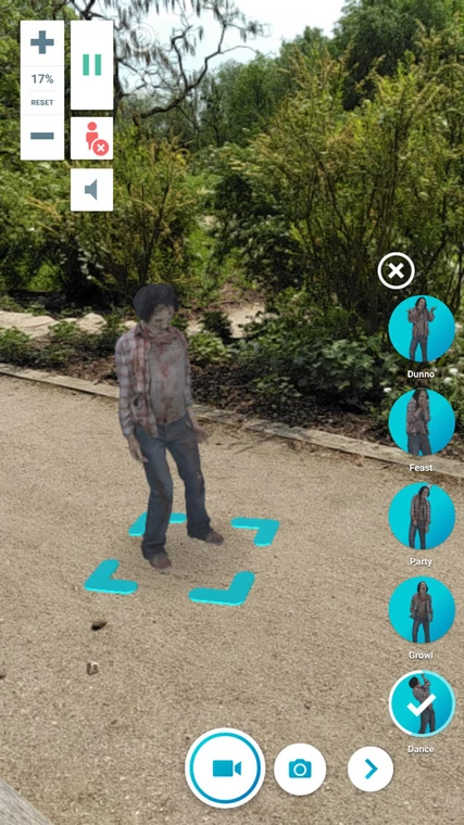 Aplikacja BMW pozwala na postawienie na swoim podwórku wirtualnego modelu samochodu, ale obawiamy się, że żaden znajomy na Facebooku nie nabierze się na to, że jest on prawdziwy. Za pomocą Tango można sobie też zrobić selfie z jedzącym zombie.