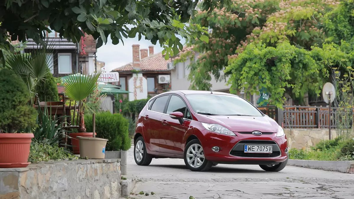 Ford Fiesta 1.4: czy mały Ford z „automatem” to ideał?