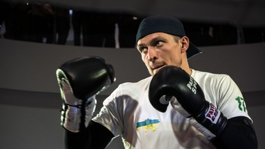 ołeksandr usyk zaliczył wielką wpadkę. wykorzystała to rosyjska propaganda