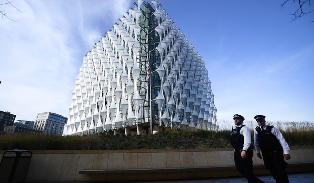 Amrička ambasada u Londonu