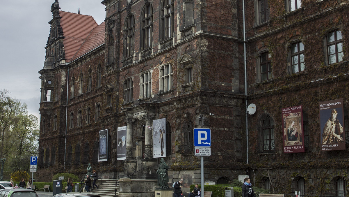 Około 300 zabytkowych przyrządów metrologicznych, z których najstarsze pochodzą ze średniowiecza, można od wczoraj zobaczyć na wystawie w Muzeum Narodowym we Wrocławiu.
