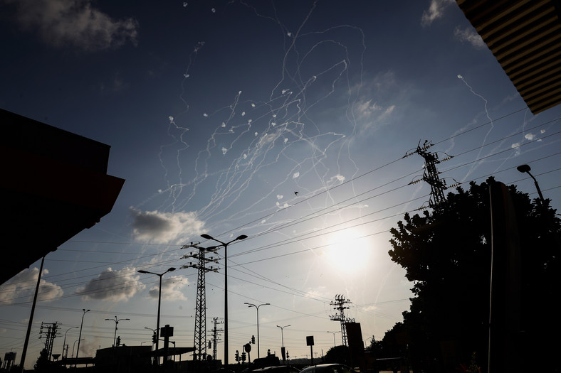 Pociski wystrzelone ze Strefy Gazy w kierunku izraelskiego miasta Aszkelon