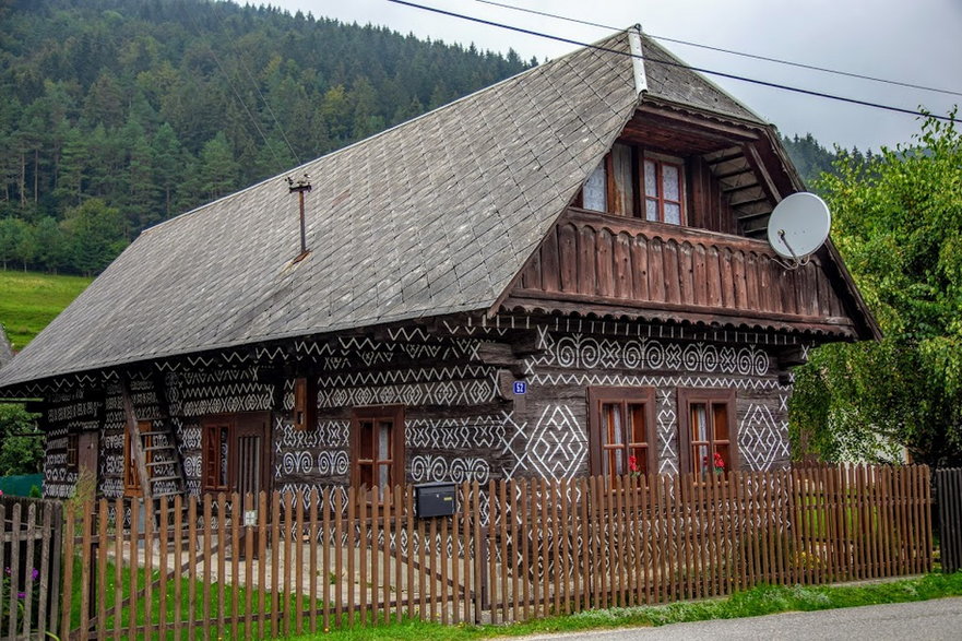 Malowane domy w słowackiej wsi Čičmany