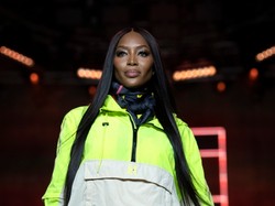 Zły czas ewidentnie minął. 50-letnia Naomi Campbell wyglądała nieziemsko na wybiegu Tommy'ego Hilfigera