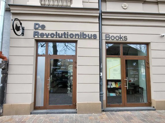 De Revolutionibus Books