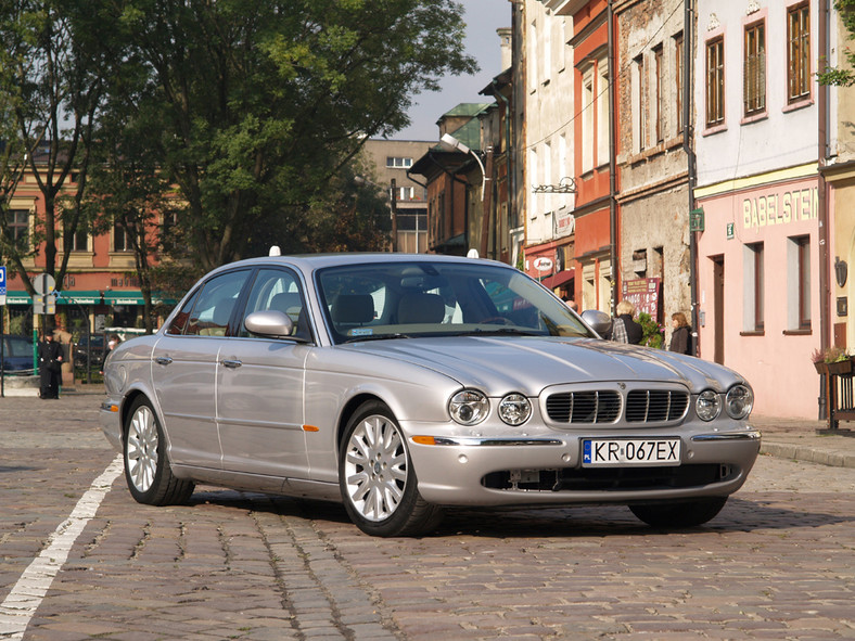 Jaguar Xj8 - Kosztowny elegant