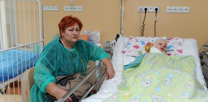 Dramat 7-letniej Amelki, jej mama walczy o życie. O śmierci taty nie wie