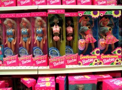 Najsłynniejsza lalka świata ma urodziny. To już prawie babcia!