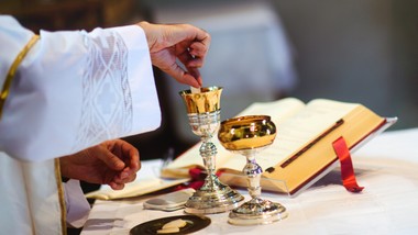 znany zakonnik porzucił kapłaństwo. "decyzja głęboko przemyślana"