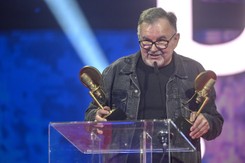 Hirek Wrona miał raka, jest po operacji. Teraz apeluje do fanów