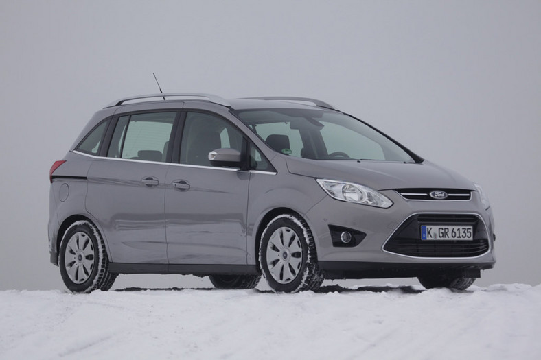 Ford Grand C-Max: kompaktowy van dla dużej rodziny