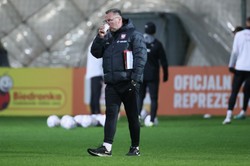 Czesław Michniewicz: Ryzyko kontuzji zwiększyło się poprzez to, że gramy na Legii