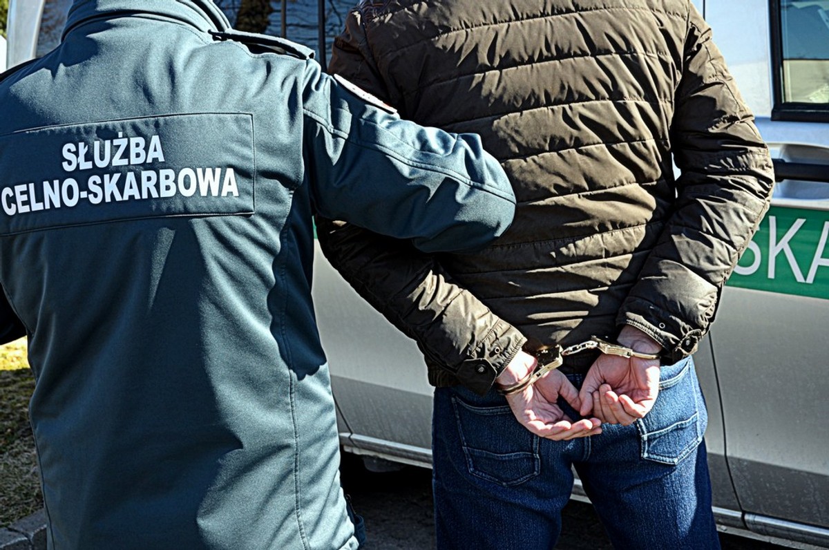 Fałszywe faktury na ponad 11 milionów złotych. Wielka akcja KAS
