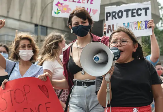 Zapytałyśmy kobiety, dlaczego zostały feministkami. Co odpowiedziały?