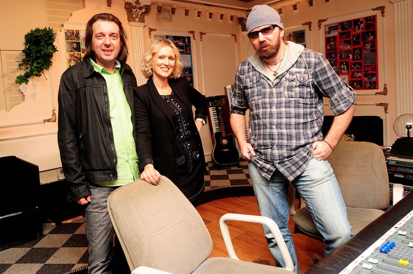 Neverne bebe i gošća iz Zagreba u studiju