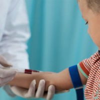 Kiakad a magyar gyermekorvos a vérvizsgálatok miatt: "egyszerre felháborító, másfelől amatőr"