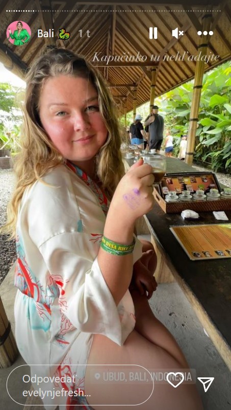 Komička Evelyn dovolenkovala na Bali.