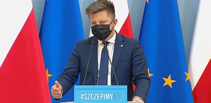 Konferencja ministra Dworczyka w sprawie szczepień. Turbo przyśpieszenie w szczepieniach!