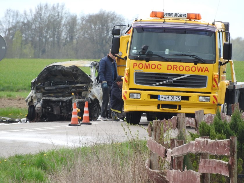 Młody policjant zginął w potwornym wypadku. Radiowóz stanął w płomieniach