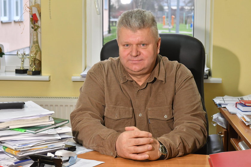 Zbigniew Podlaski (54 l.) pełniący obowiązki dyrektora