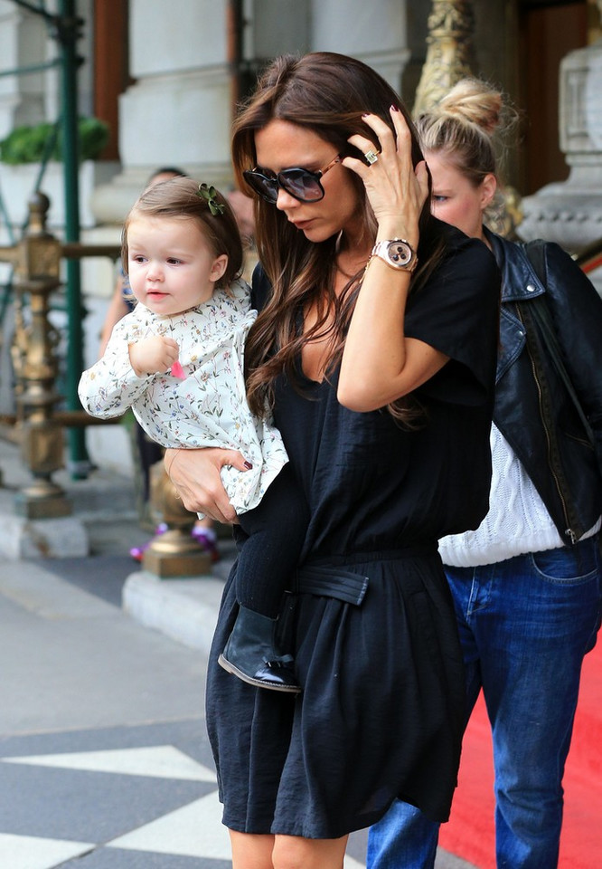 Victoria Beckham z córką/ fot . East News