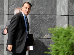 Sikorski atakuje Gowina: Powstaje dysonans á la poseł Wipler