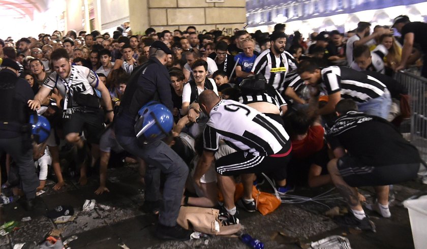 Football Soccer - Juventus v Real Madrid - UEFA Champions League Final - San Carlo Square, Turin