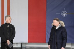 Jens Stoltenberg i Andrzej Duda