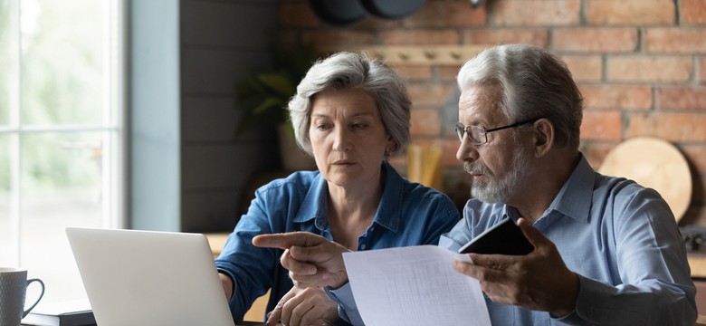 2150 zł na opiekę. Kiedy rusza nowe świadczenie dla seniorów? [SZCZEGÓŁY]