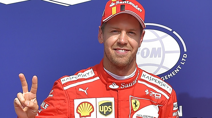 Sebastian Vettel jól jár anyagilag,
hogy marad a maranellóiaknál /Fotó: AFP
