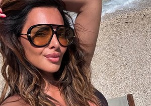 Sonja Vuksanović u kupaćem