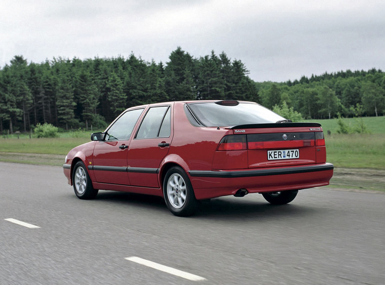 Saab 9000