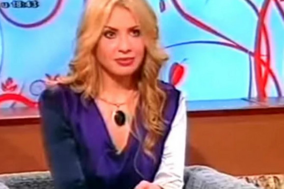 UDALA SE U POODMAKLOJ TRUDNOĆI Emisija joj je odjednom skinuta sa televizije, pa se potpuno povukla - Ivana je sreću našla kraj OVOG MUŠKARCA (FOTO)